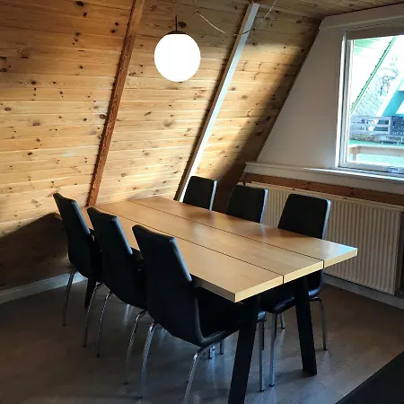 斯图克森里伯度假小屋及公寓酒店 *